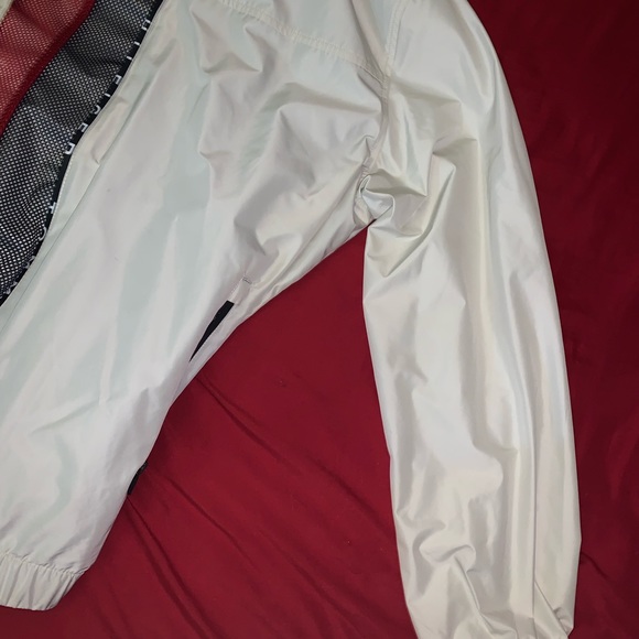 Men Tommy Hilfiger windbreaker - Picture 4 of 7